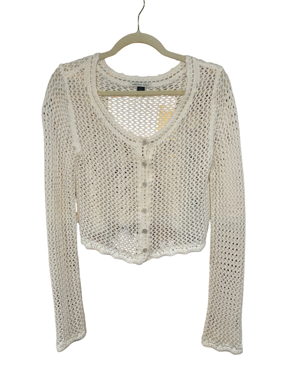 β«οΈβͺοΈ American Eagleβ Outfitters White Open-Knit Button Cardigan βͺοΈβ«οΈ